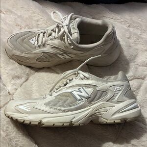 New Balance men’s 725- size 10